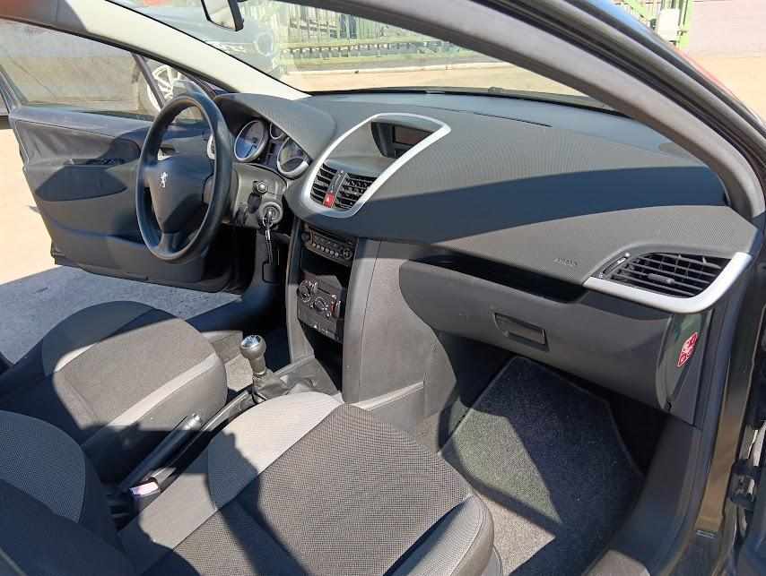 peugeot-207-1-4-vti-2009-gasolina-1397cc