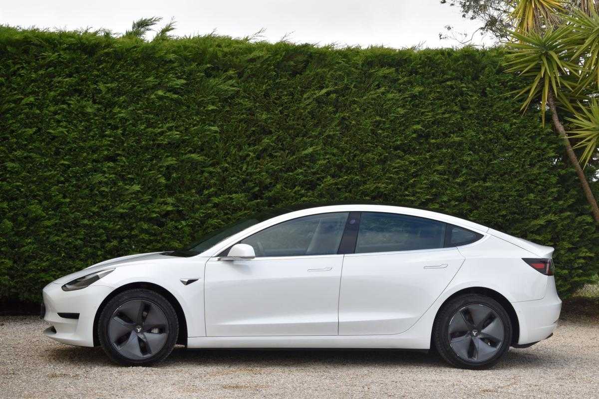 tesla-model-3-2019-eletrico-0cc