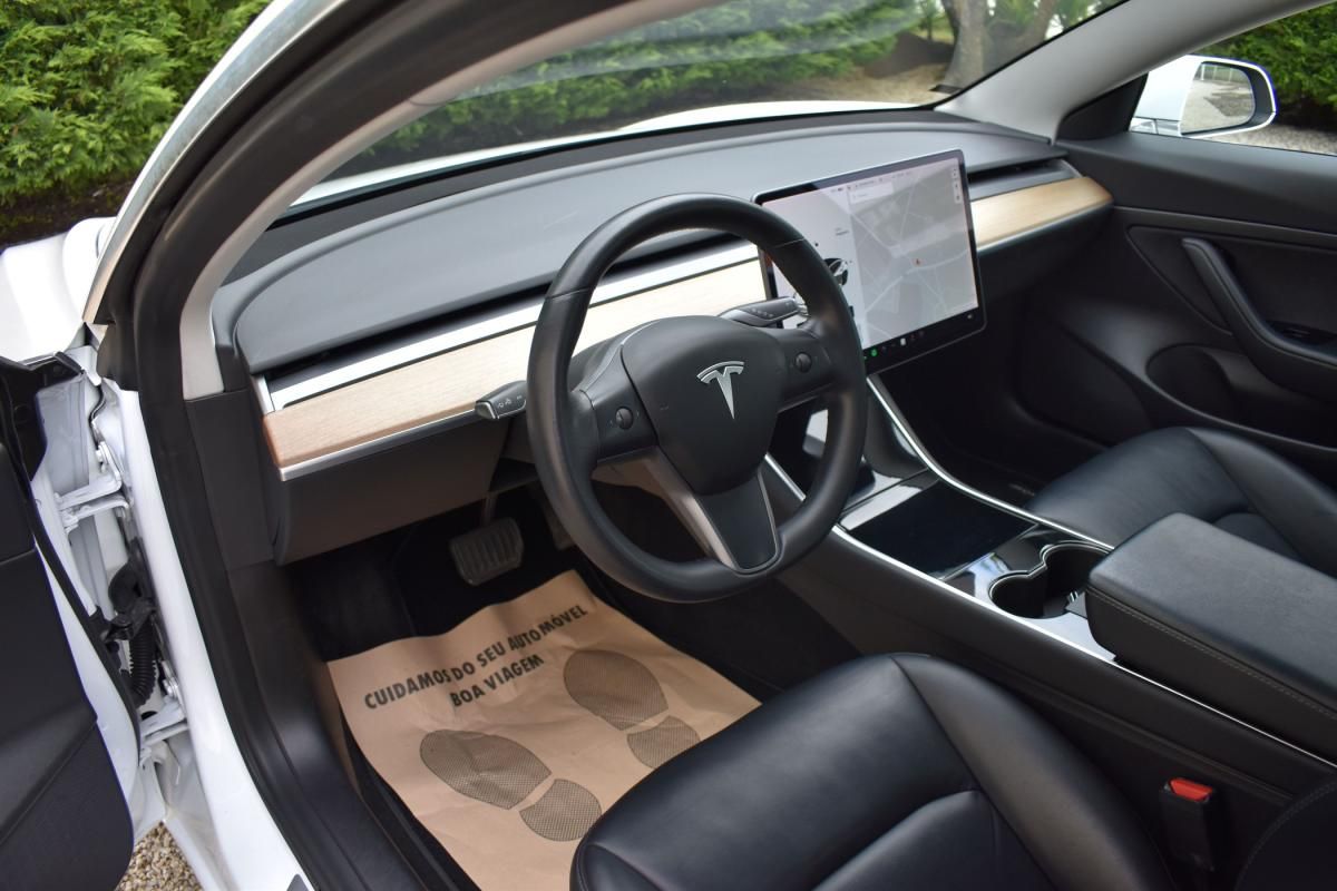 tesla-model-3-2019-eletrico-0cc