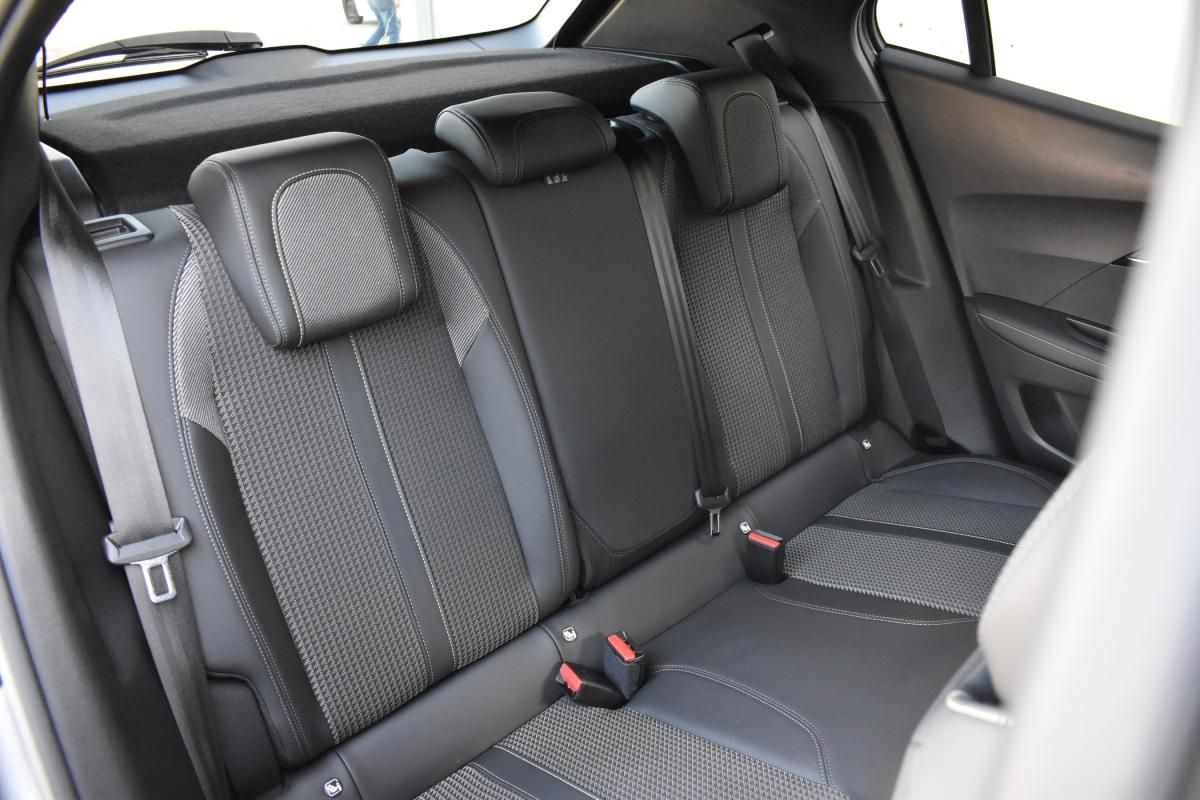 peugeot-2008-2020-gasolina-1199cc