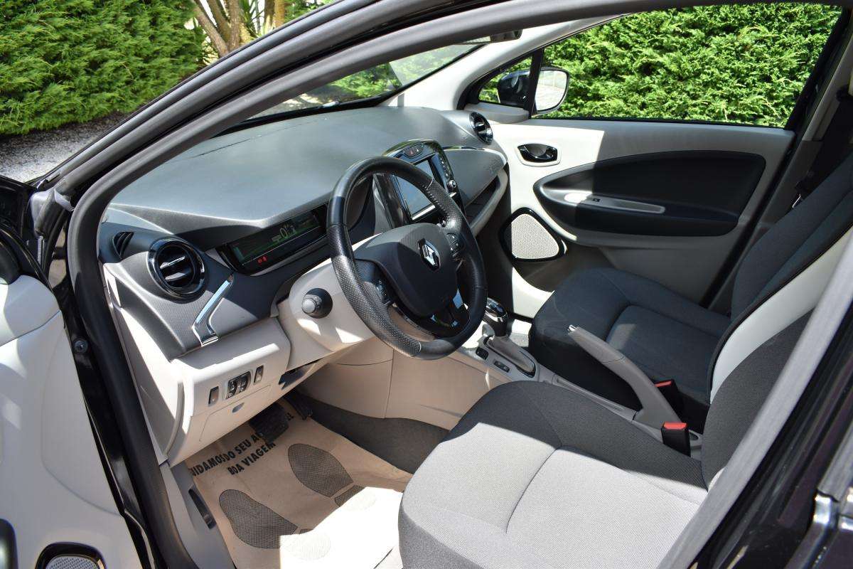 renault-zoe-2016-eletrico-0cc