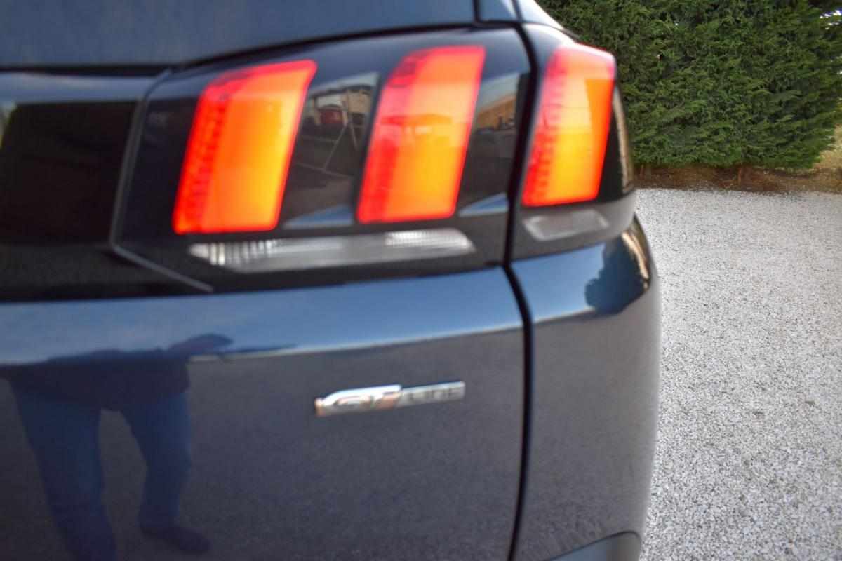 peugeot-5008-2018-diesel-1560cc