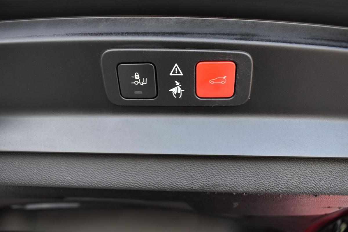 peugeot-5008-2018-diesel-1560cc