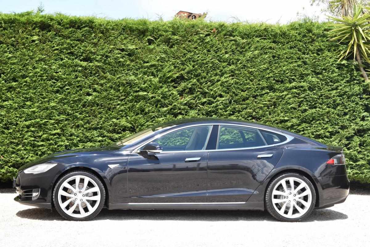 tesla-model-s-2015-eletrico-0cc
