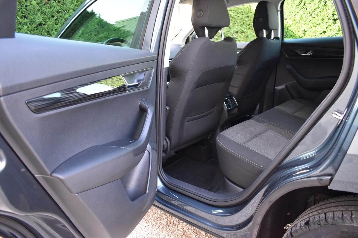 skoda-karoq-2019-gasolina-999cc