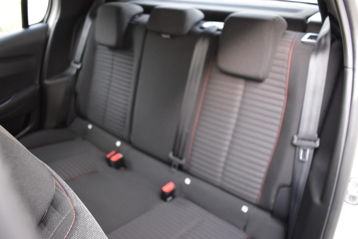 peugeot-208-2021-gasolina-1199cc