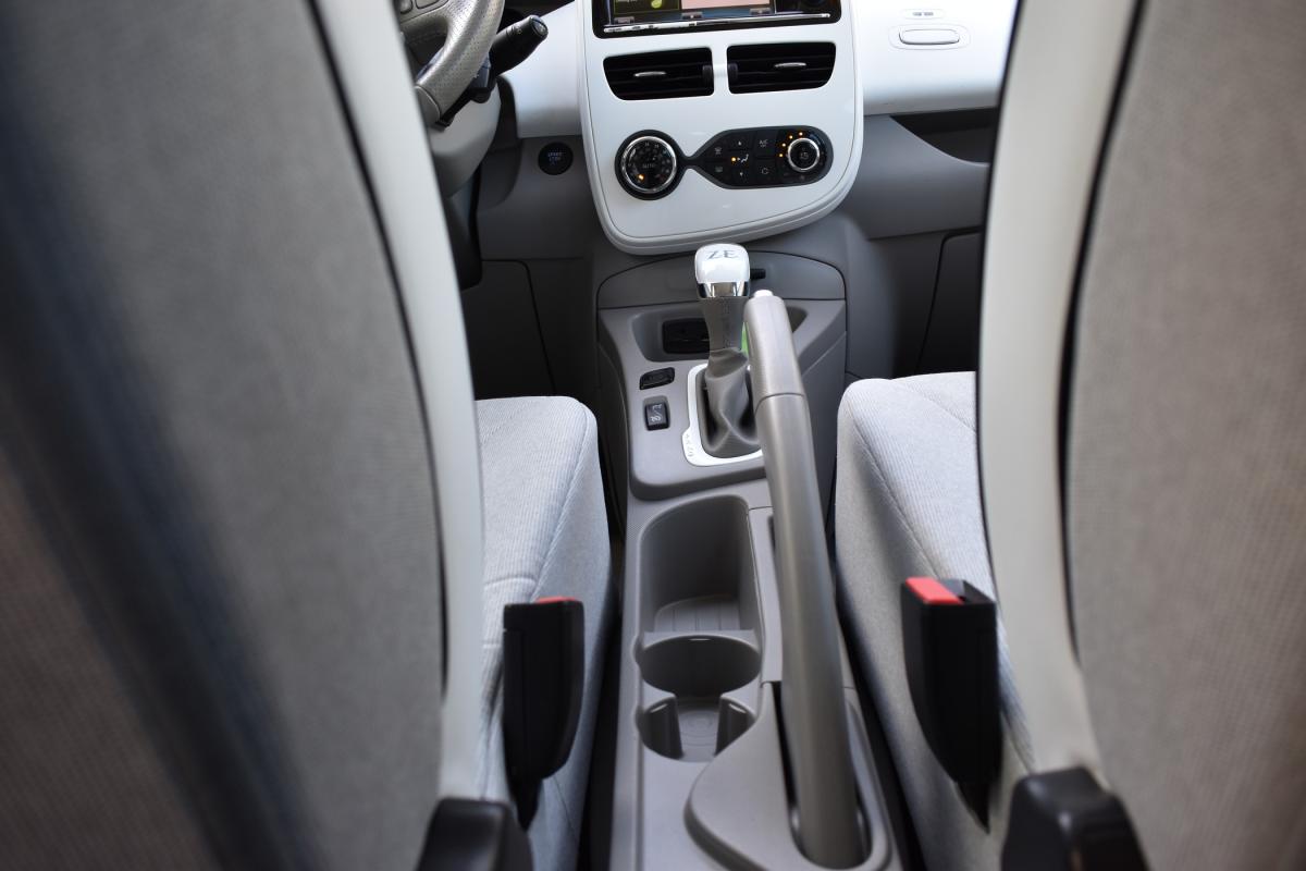 renault-zoe-2015-eletrico-0cc
