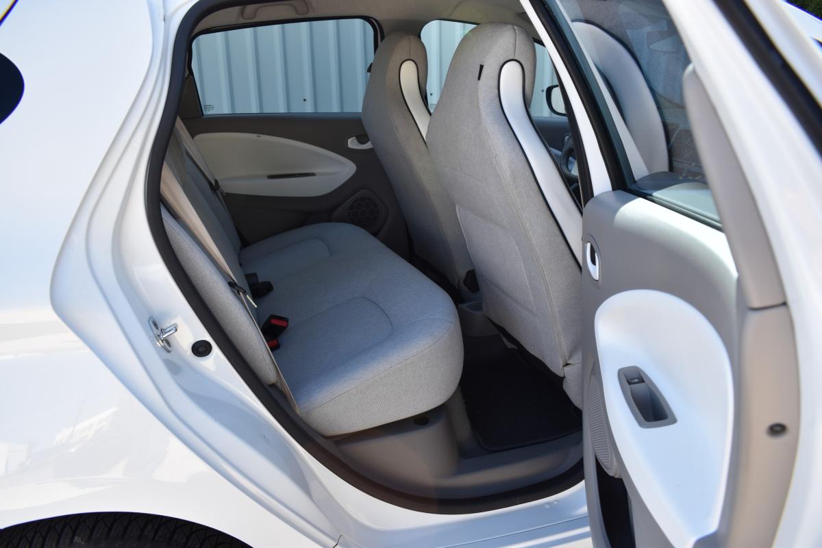 renault-zoe-2015-eletrico-0cc