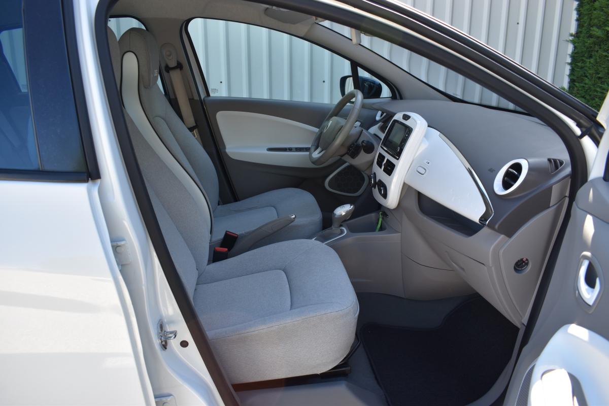 renault-zoe-2015-eletrico-0cc