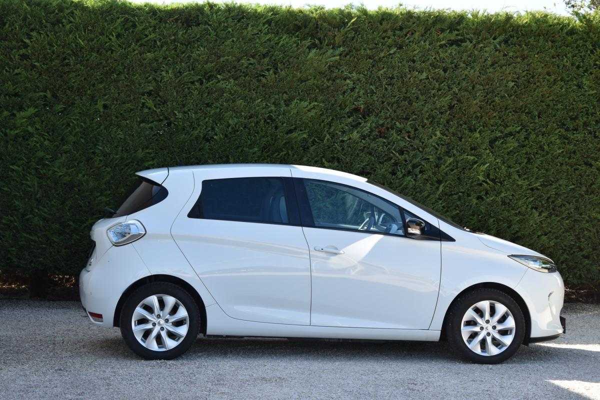 renault-zoe-2015-eletrico-0cc