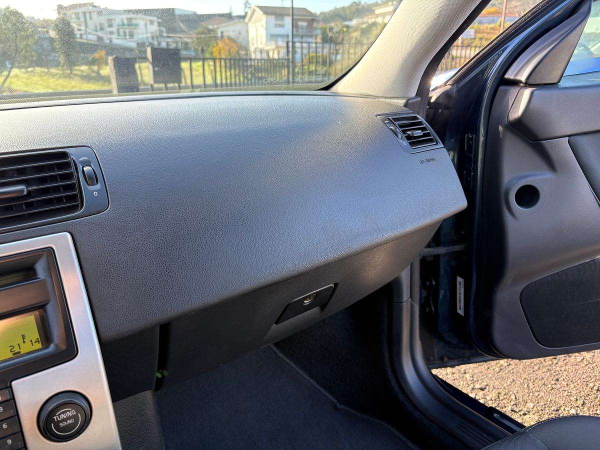 volvo-v50-2006-diesel-1560cc