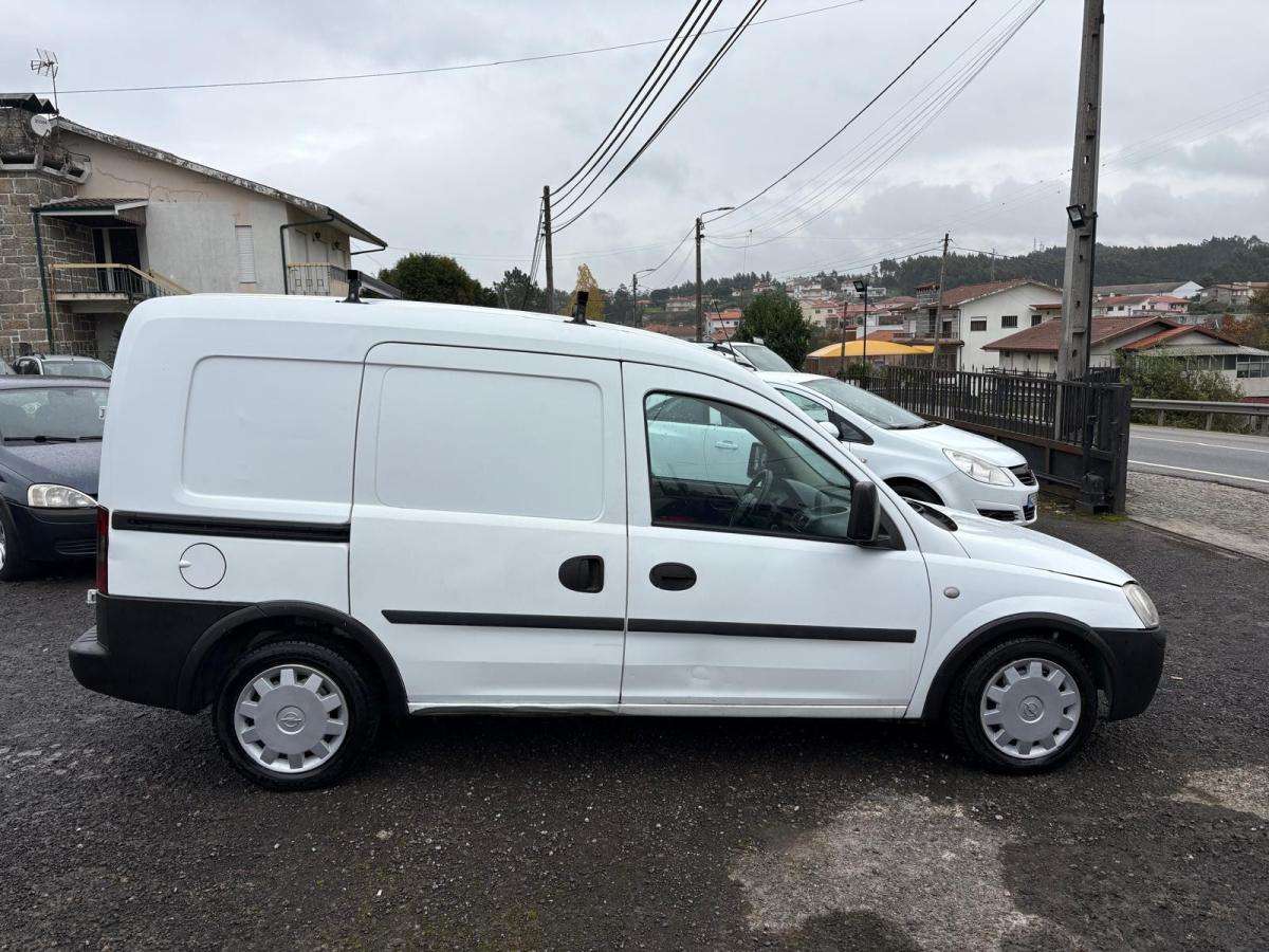 opel-combo-2002-diesel-1686cc