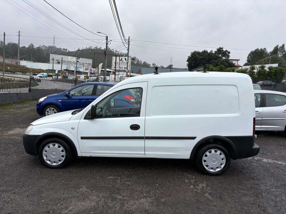 opel-combo-2002-diesel-1686cc