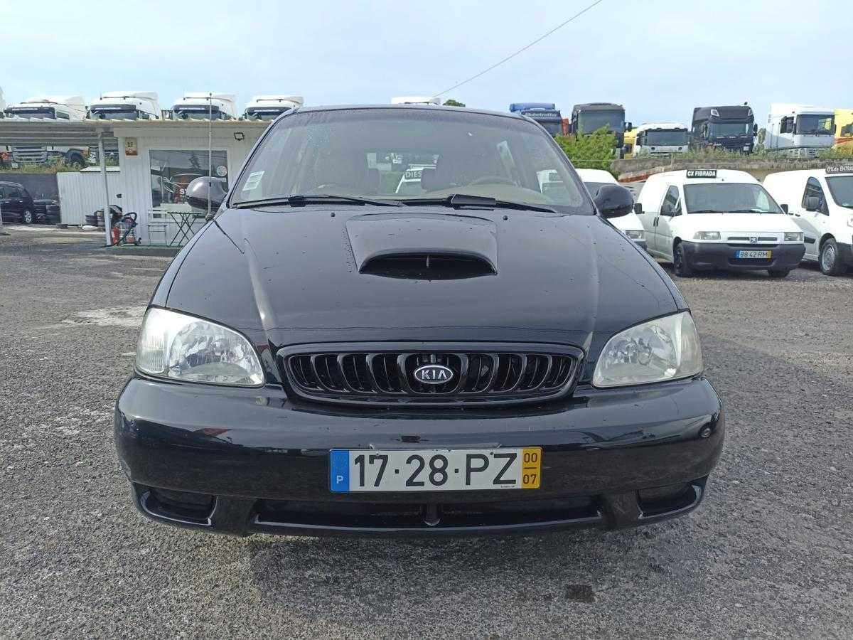 kia-carnival-2000-diesel-2900cc