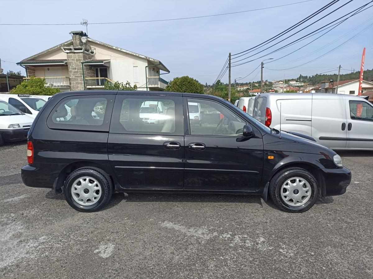 kia-carnival-2000-diesel-2900cc