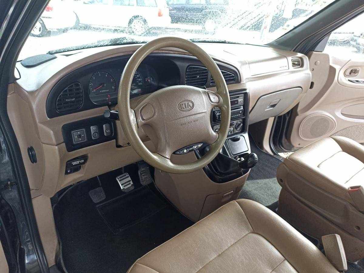 kia-carnival-2000-diesel-2900cc