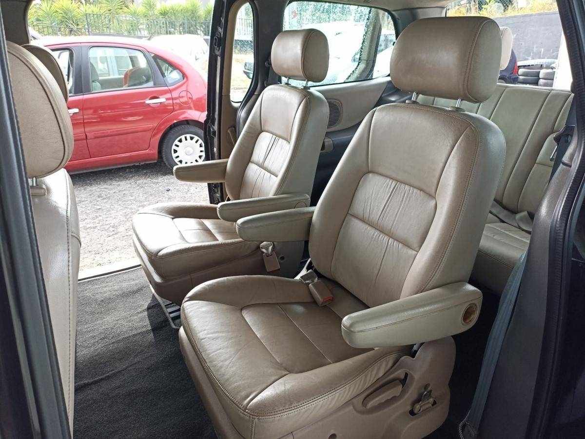 kia-carnival-2000-diesel-2900cc