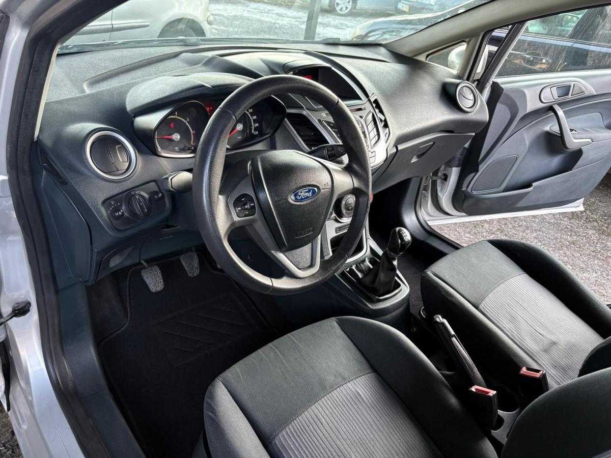 ford-fiesta-2010-gasolina-1242cc