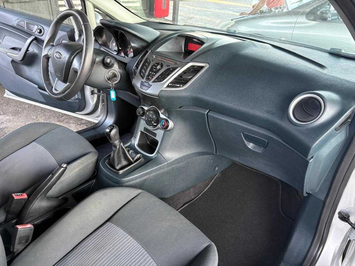 ford-fiesta-2010-gasolina-1242cc