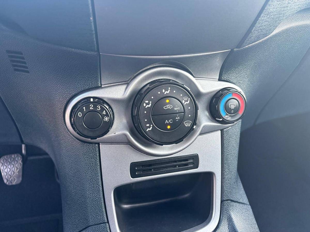 ford-fiesta-2010-gasolina-1242cc
