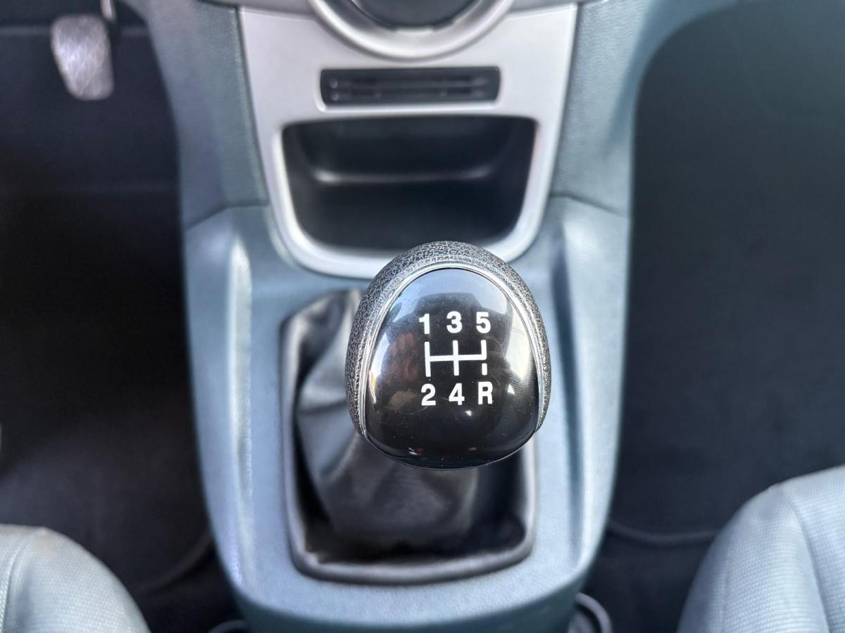 ford-fiesta-2010-gasolina-1242cc