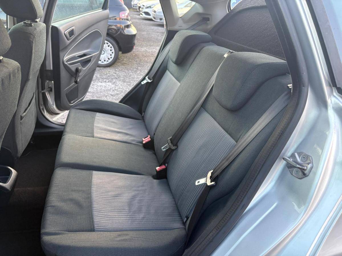 ford-fiesta-2010-gasolina-1242cc