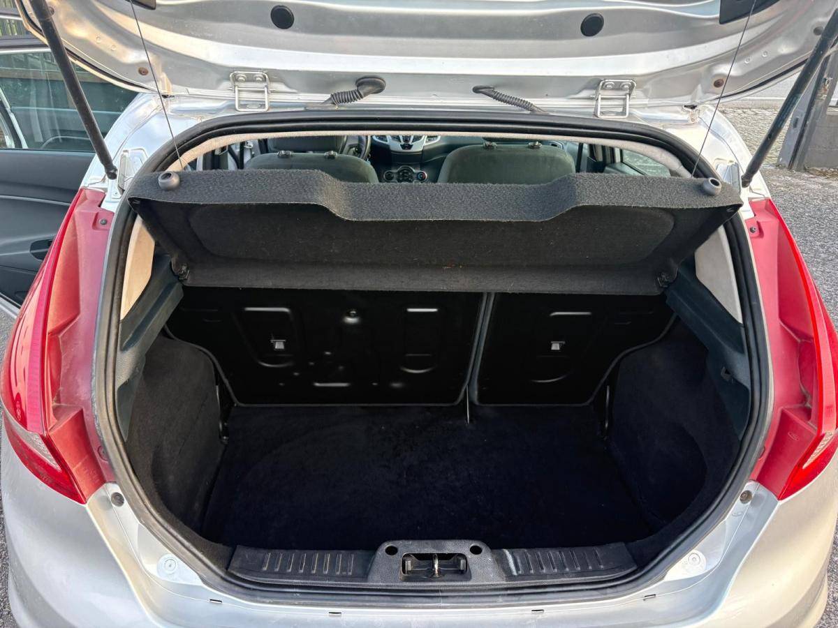 ford-fiesta-2010-gasolina-1242cc