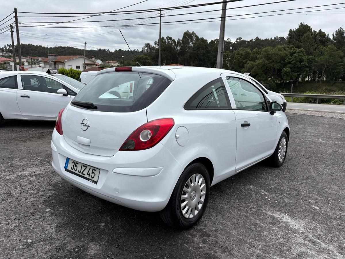 opel-corsa-2010-diesel-1248cc