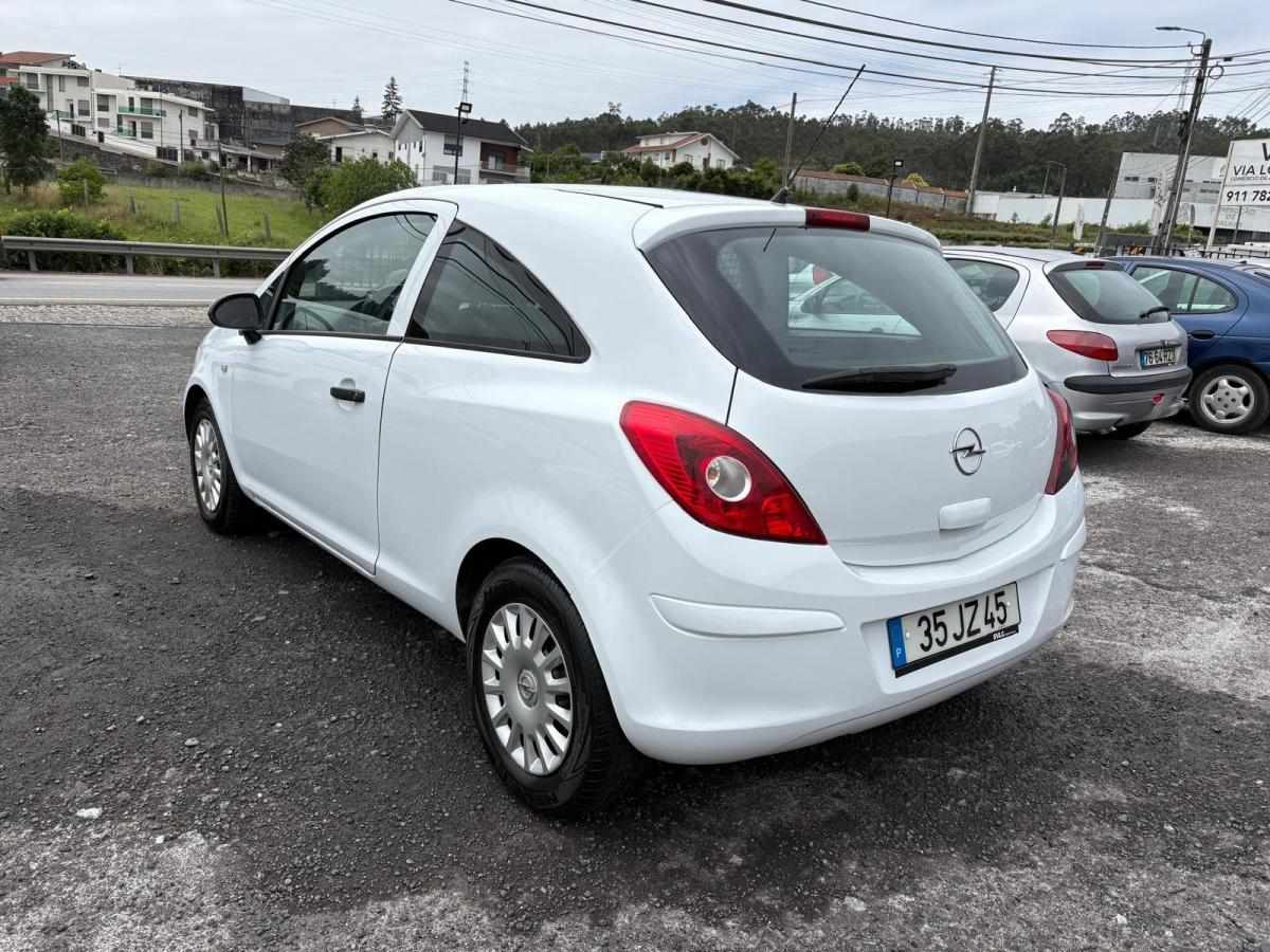 opel-corsa-2010-diesel-1248cc