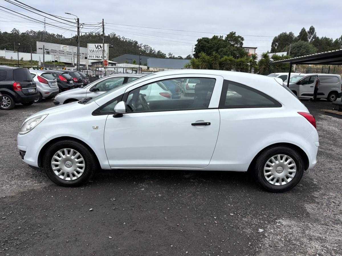 opel-corsa-2010-diesel-1248cc