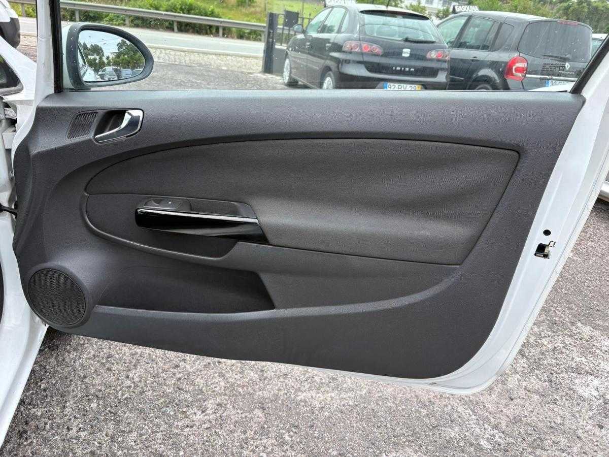 opel-corsa-2010-diesel-1248cc
