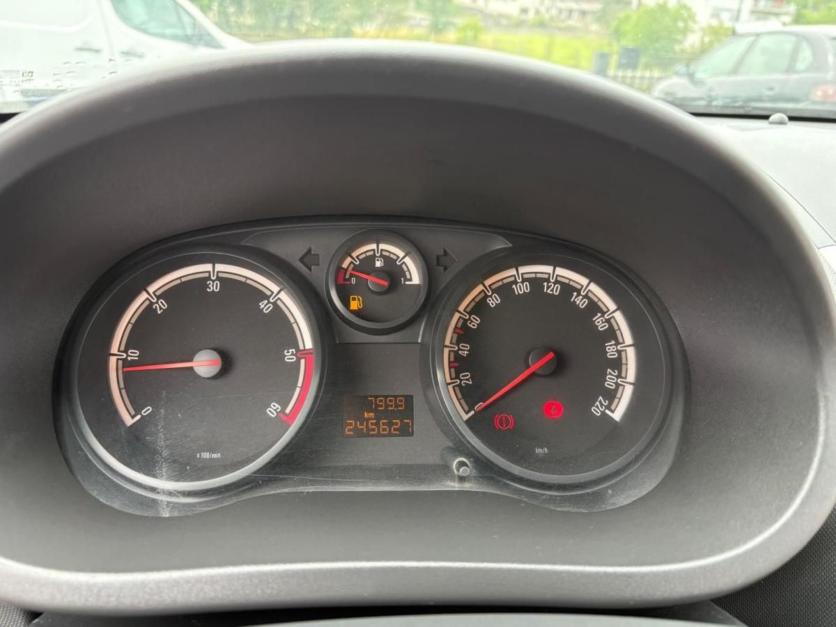opel-corsa-2010-diesel-1248cc