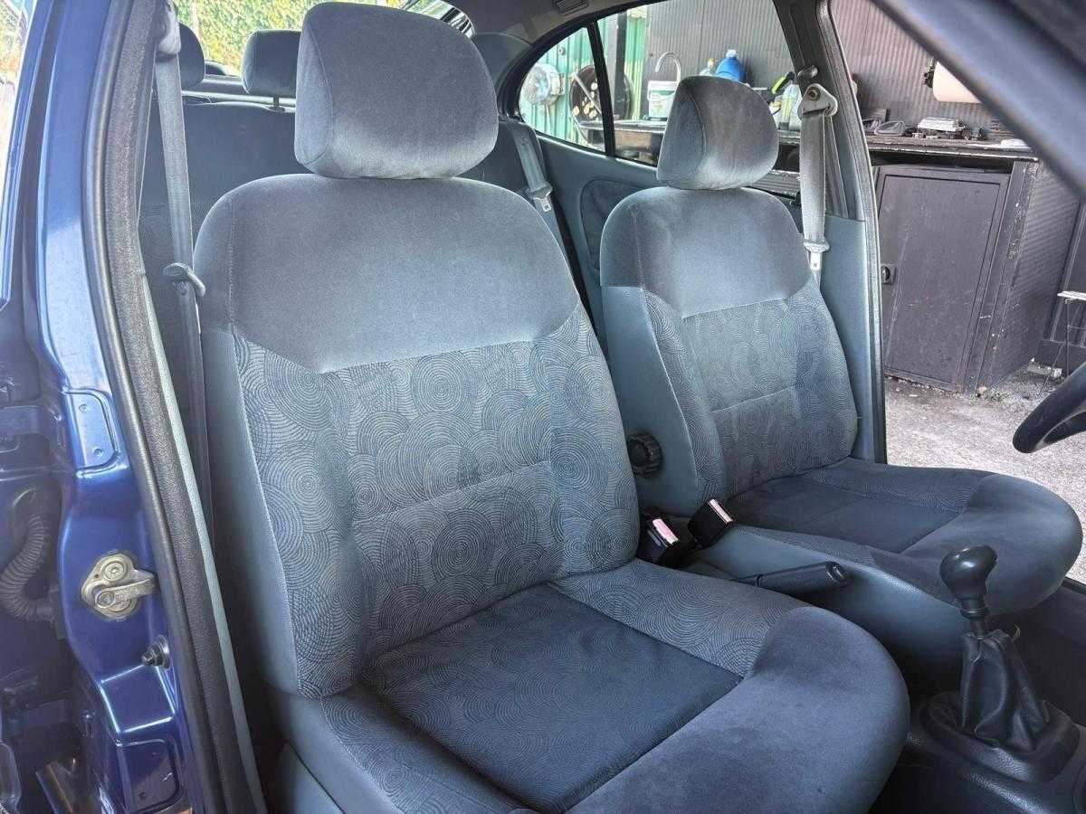 renault-megane-1998-gasolina-1390cc