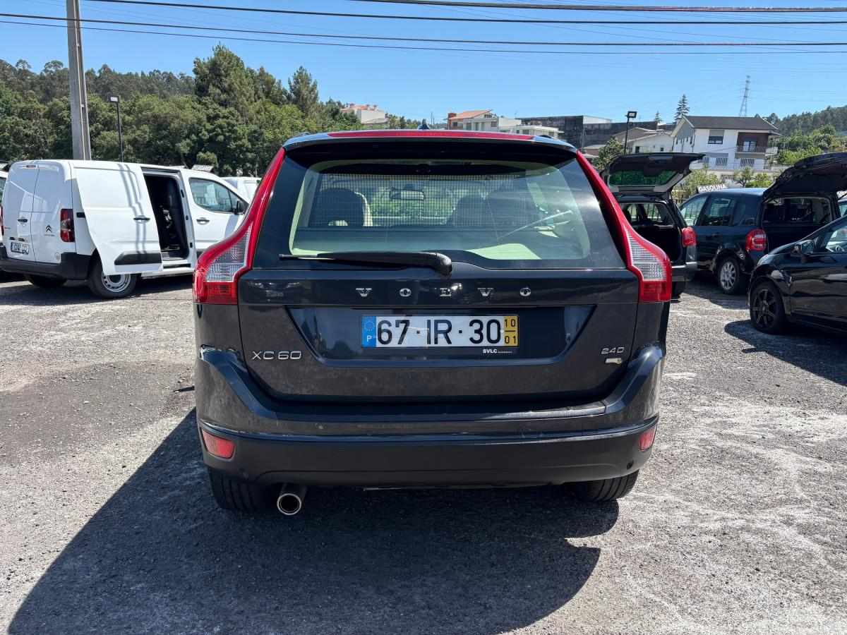volvo-xc60-2010-diesel-2400cc