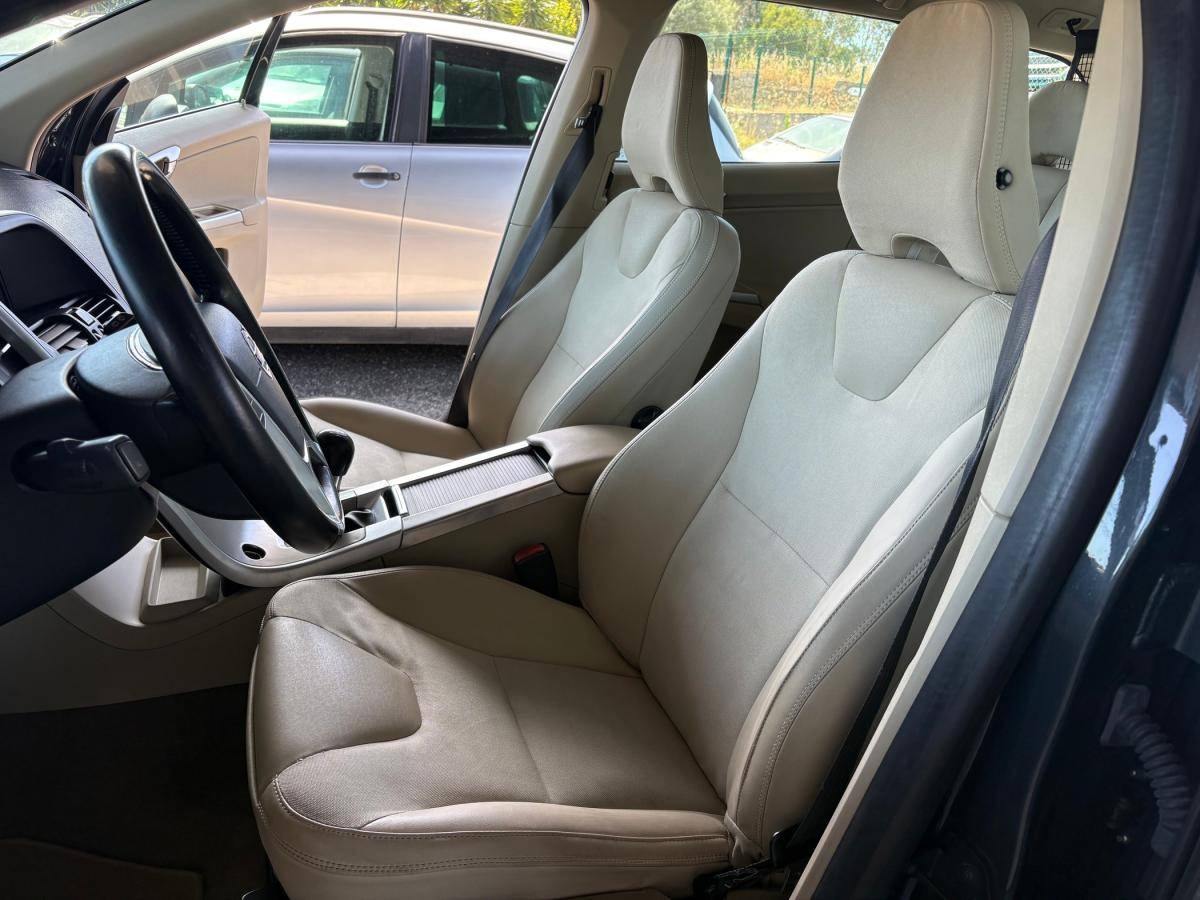 volvo-xc60-2010-diesel-2400cc