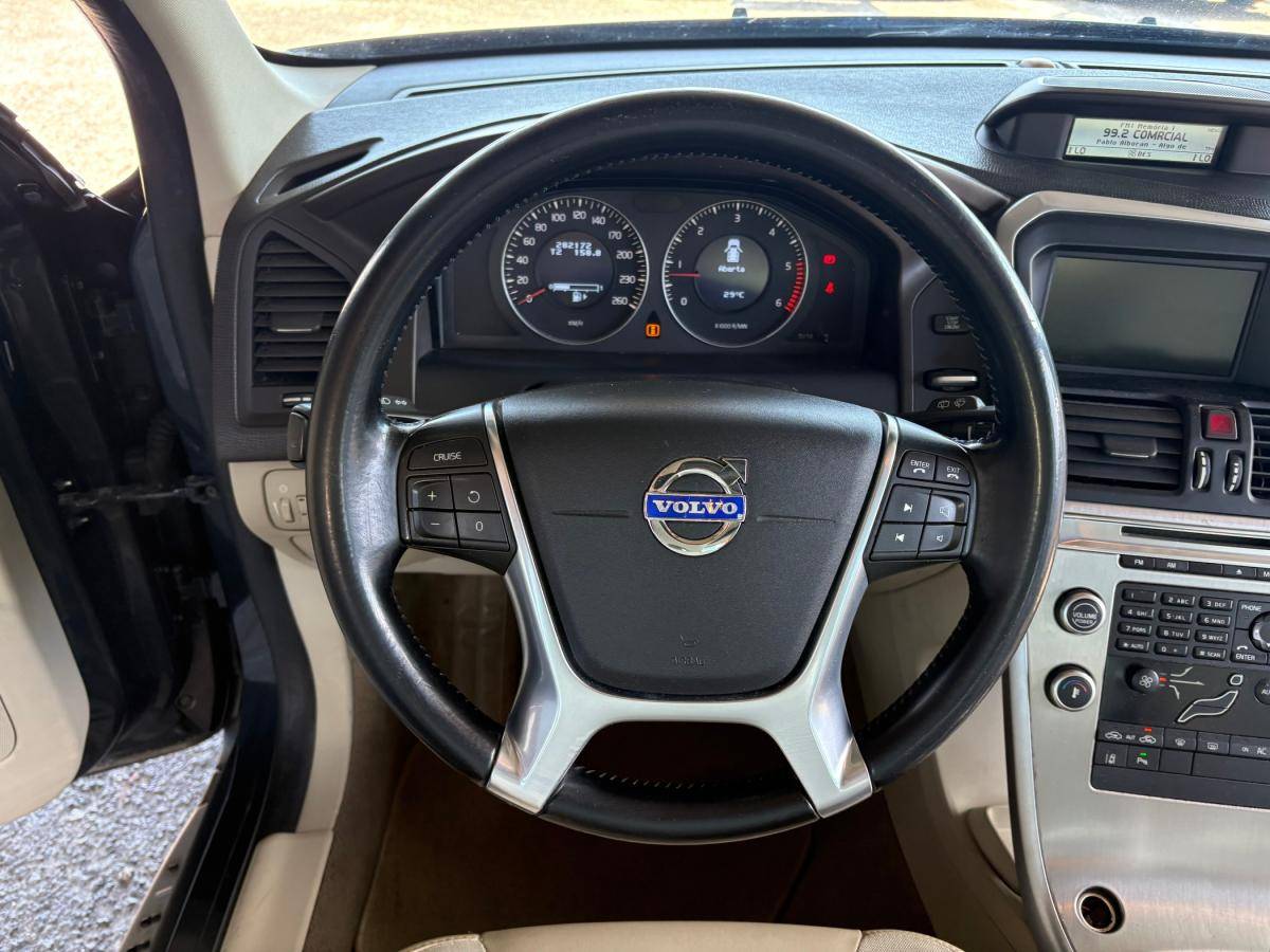 volvo-xc60-2010-diesel-2400cc