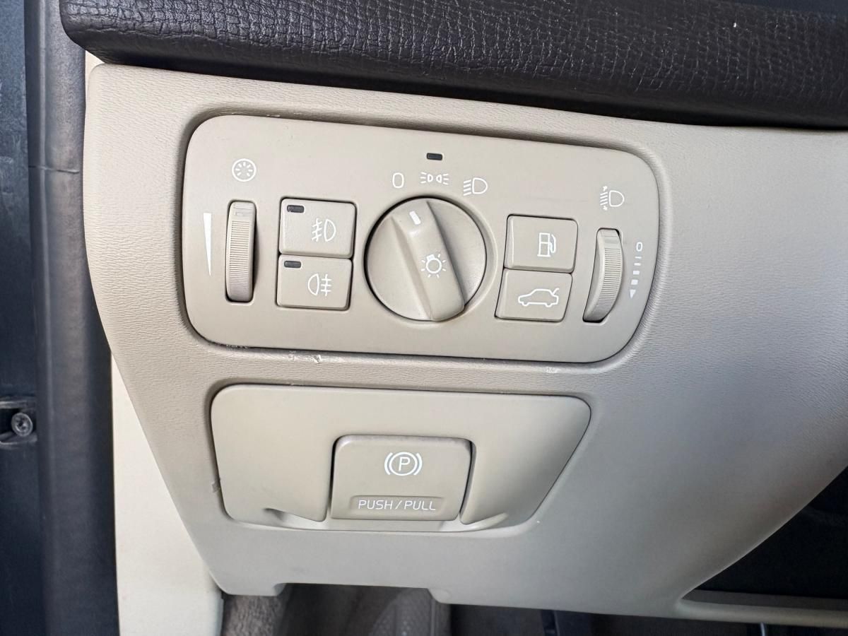 volvo-xc60-2010-diesel-2400cc