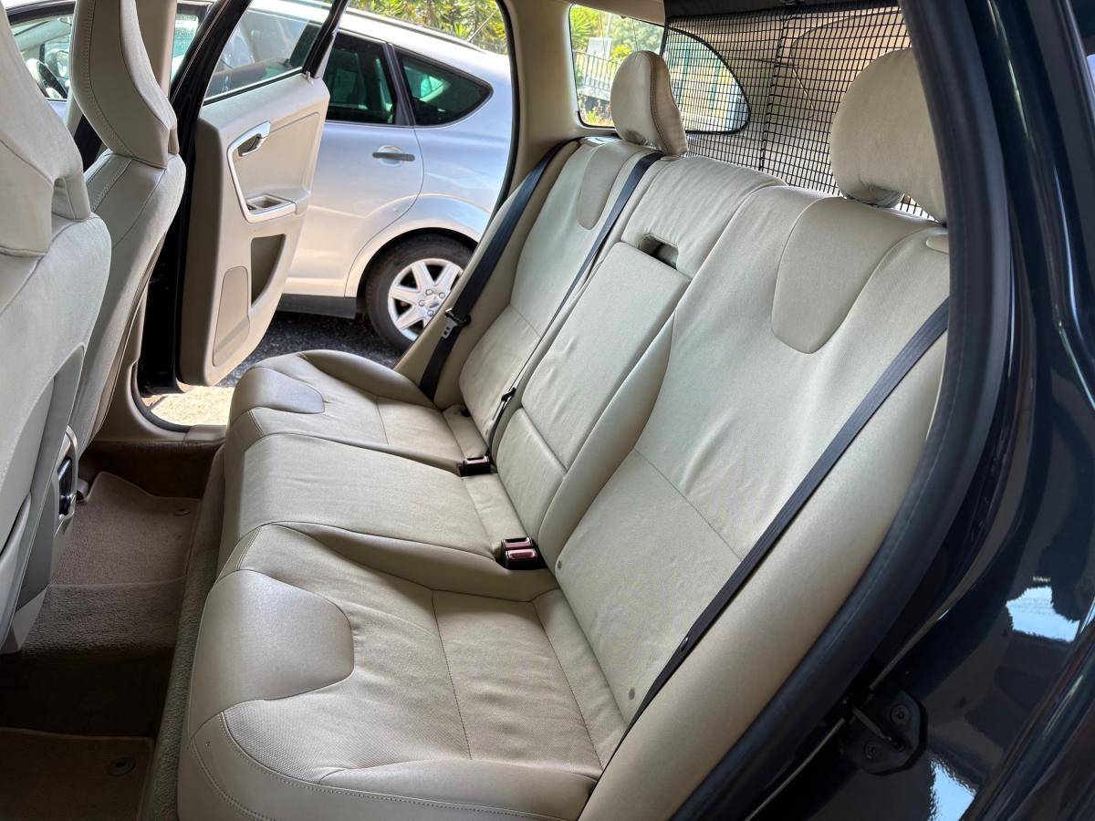 volvo-xc60-2010-diesel-2400cc