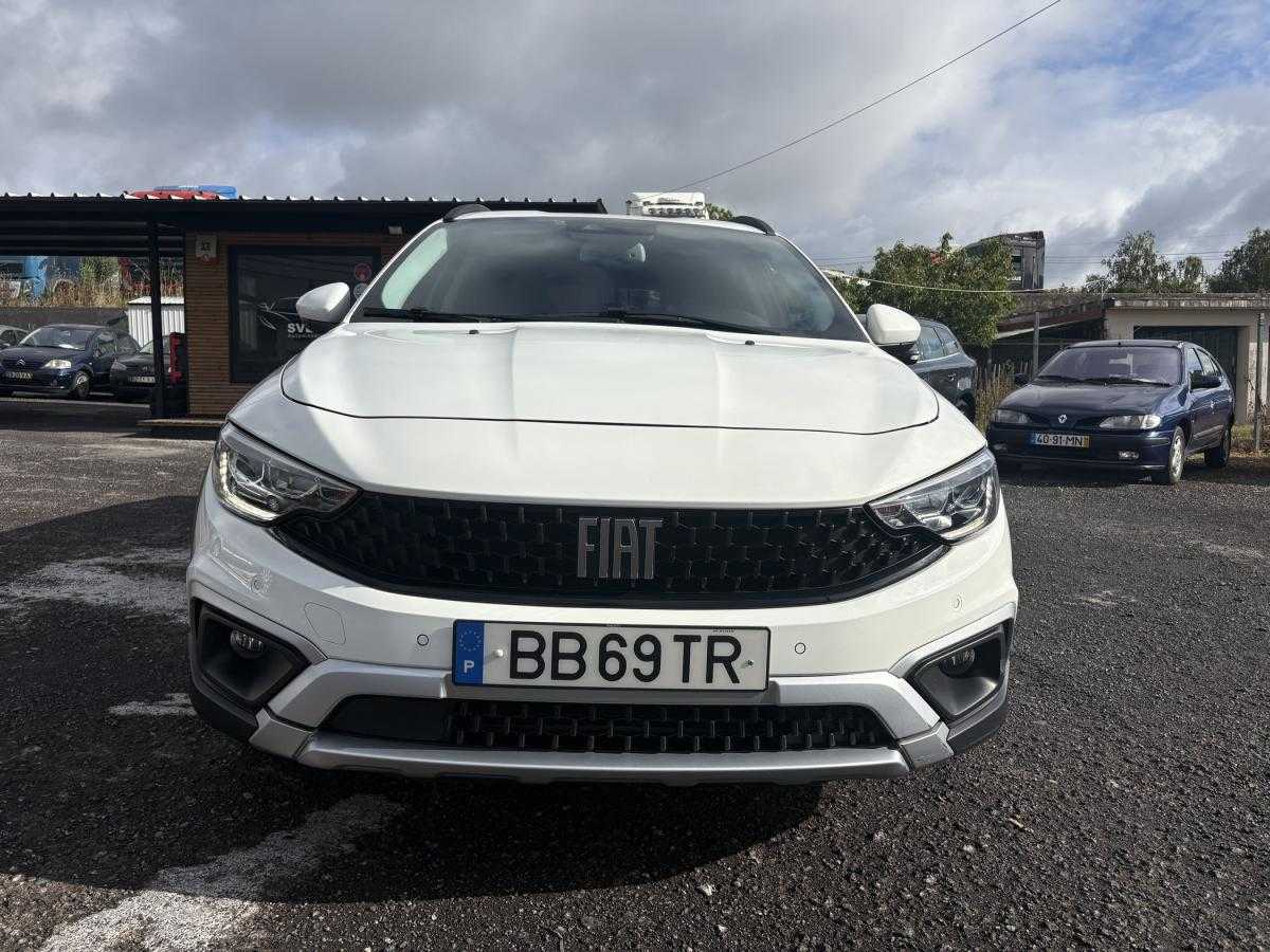 fiat-tipo-station-wagon-2023-gasolina-999cc