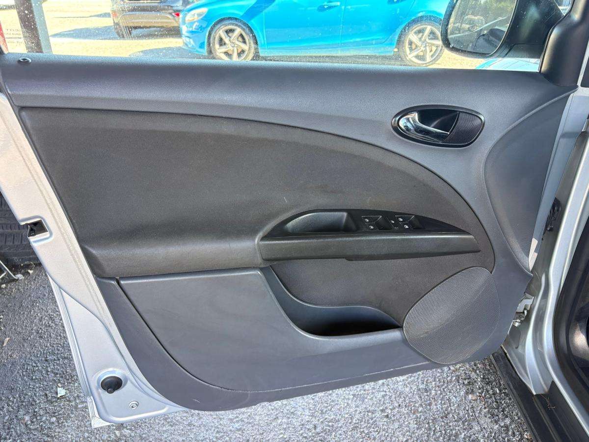 seat-altea-2008-gasolina-1390cc