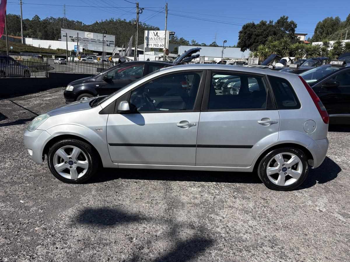 ford-fiesta-2005-gasolina-1242cc