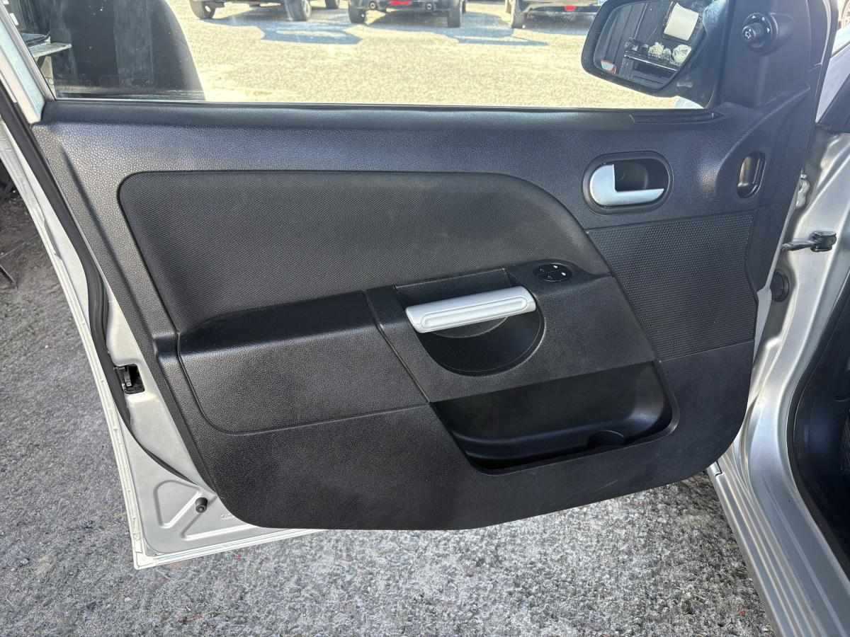 ford-fiesta-2005-gasolina-1242cc