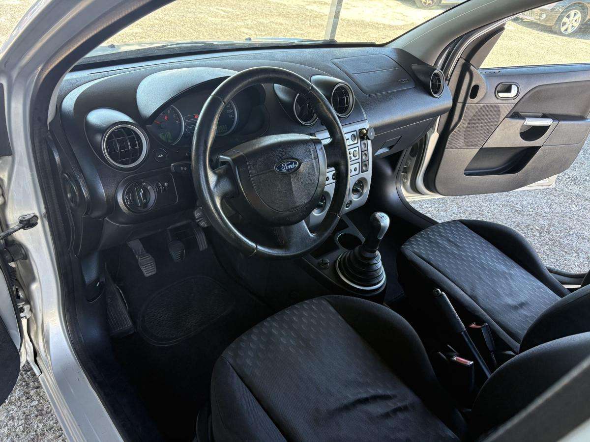ford-fiesta-2005-gasolina-1242cc