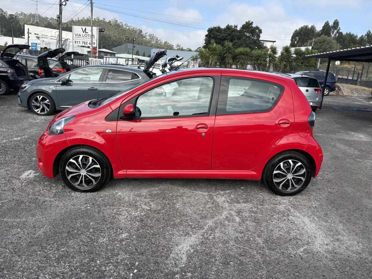 toyota-aygo-2014-gasolina-998cc