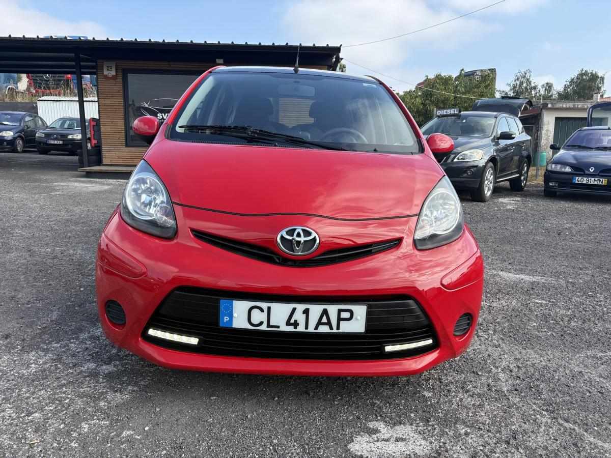 toyota-aygo-2014-gasolina-998cc