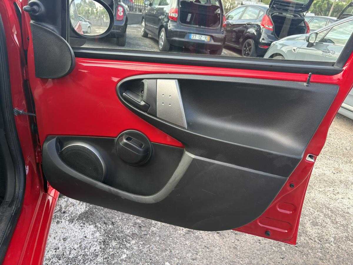 toyota-aygo-2014-gasolina-998cc