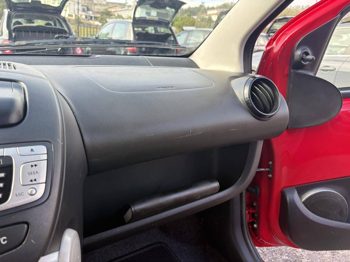 toyota-aygo-2014-gasolina-998cc