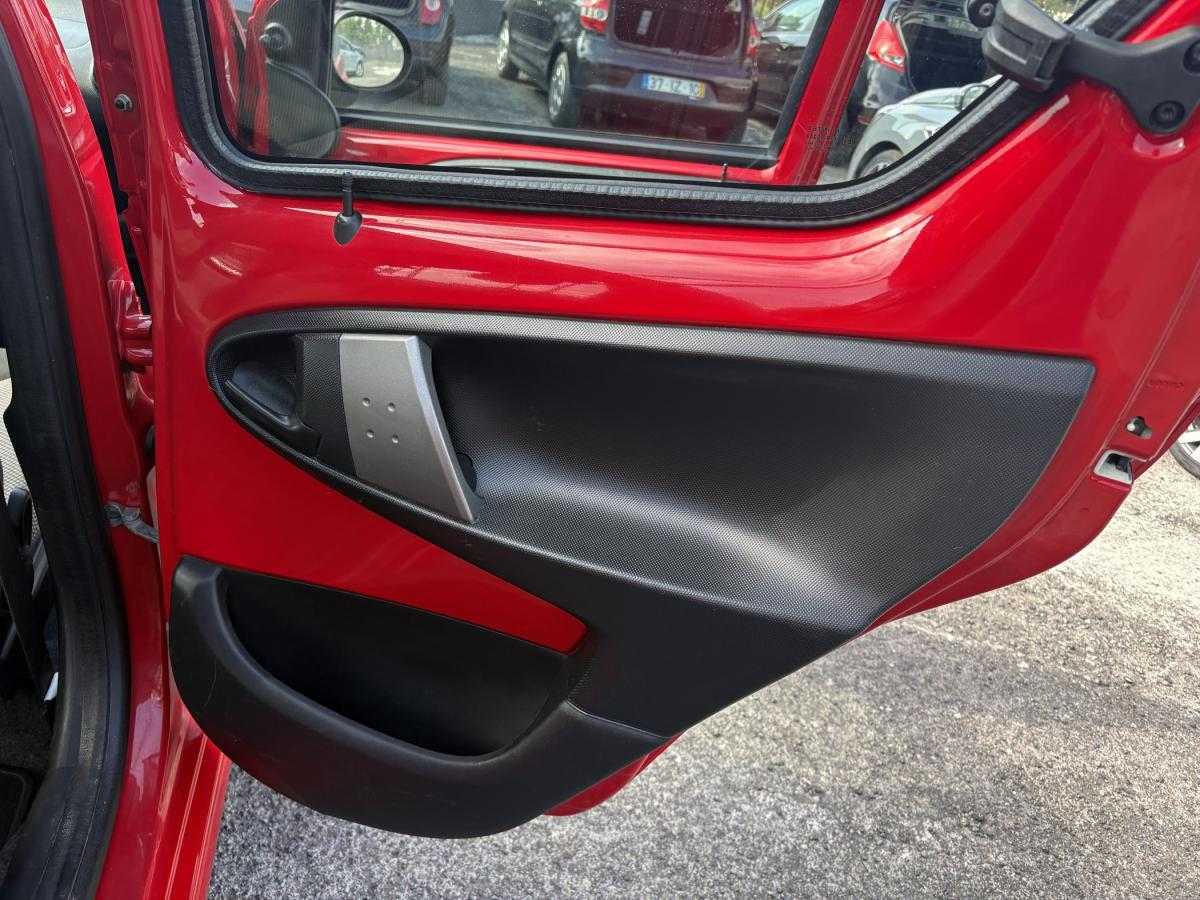 toyota-aygo-2014-gasolina-998cc