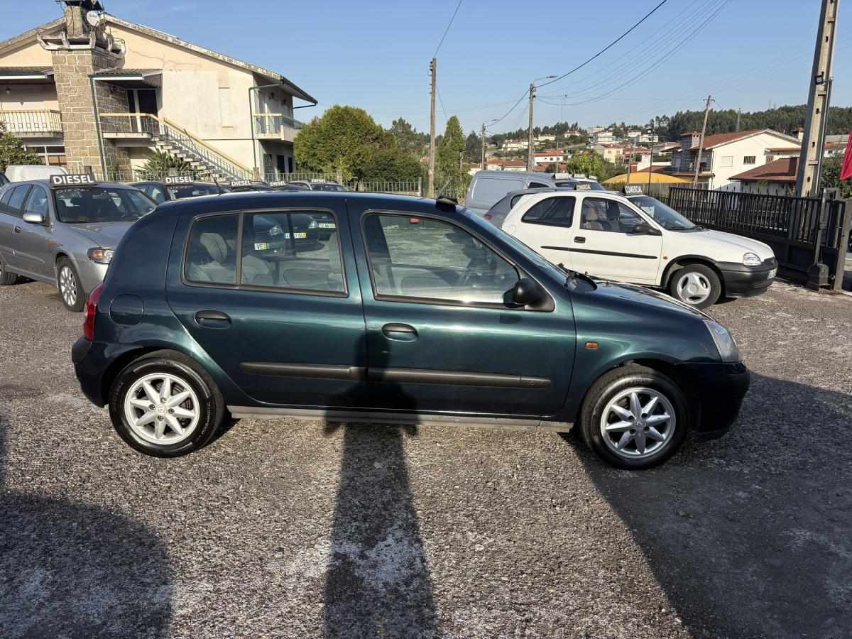 renault-clio-2004-gpl-1149cc