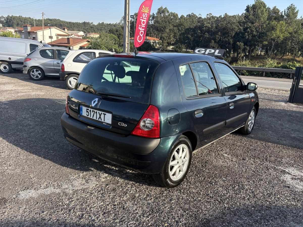 renault-clio-2004-gpl-1149cc